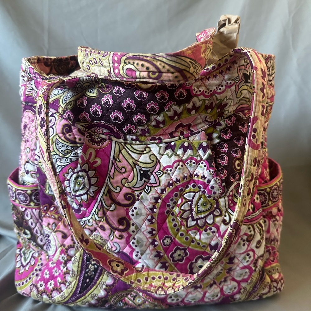 Vera Bradley Laura Shoulder Bag in the Very Berry Paisley pattern - Picture 1 of 10